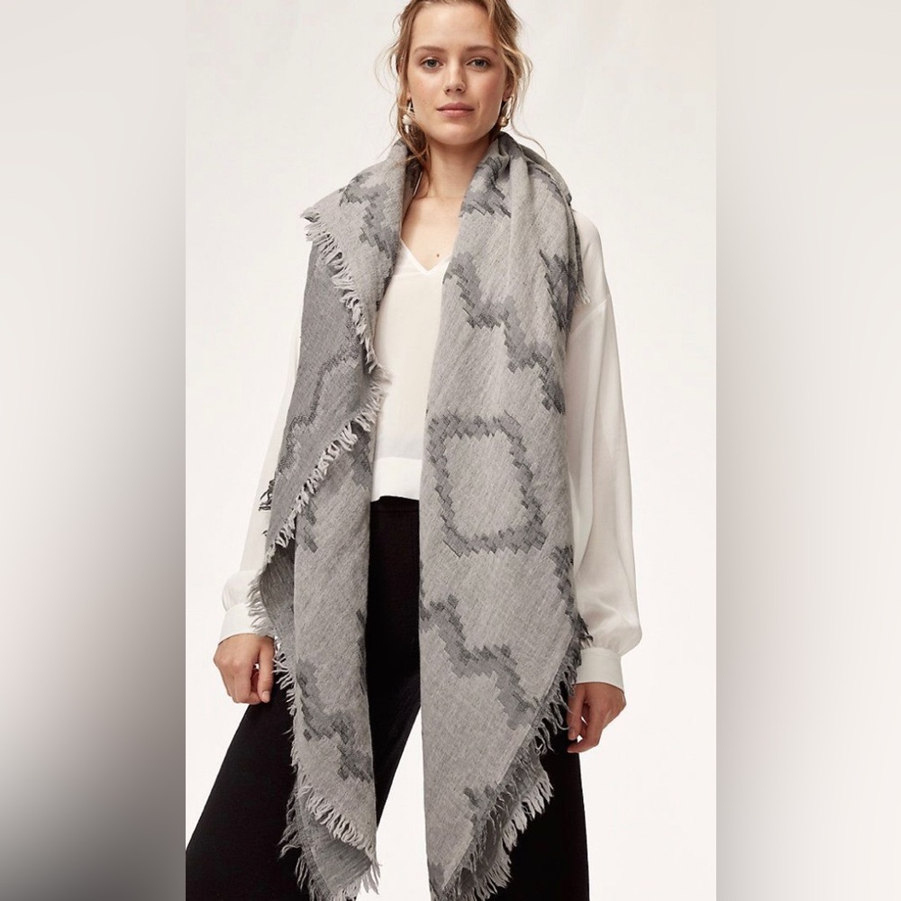 Wool Triangle Scarf Wilfred Diamond Mosaic Blanket Aritizia